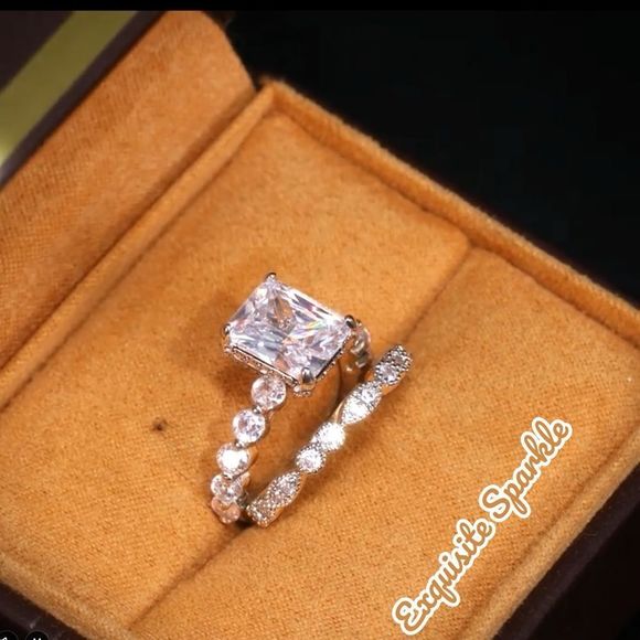 💍Stunning 18k White GP 2 Piece Radiant Cut Diamond Bridal Set - Picture 3 of 15
